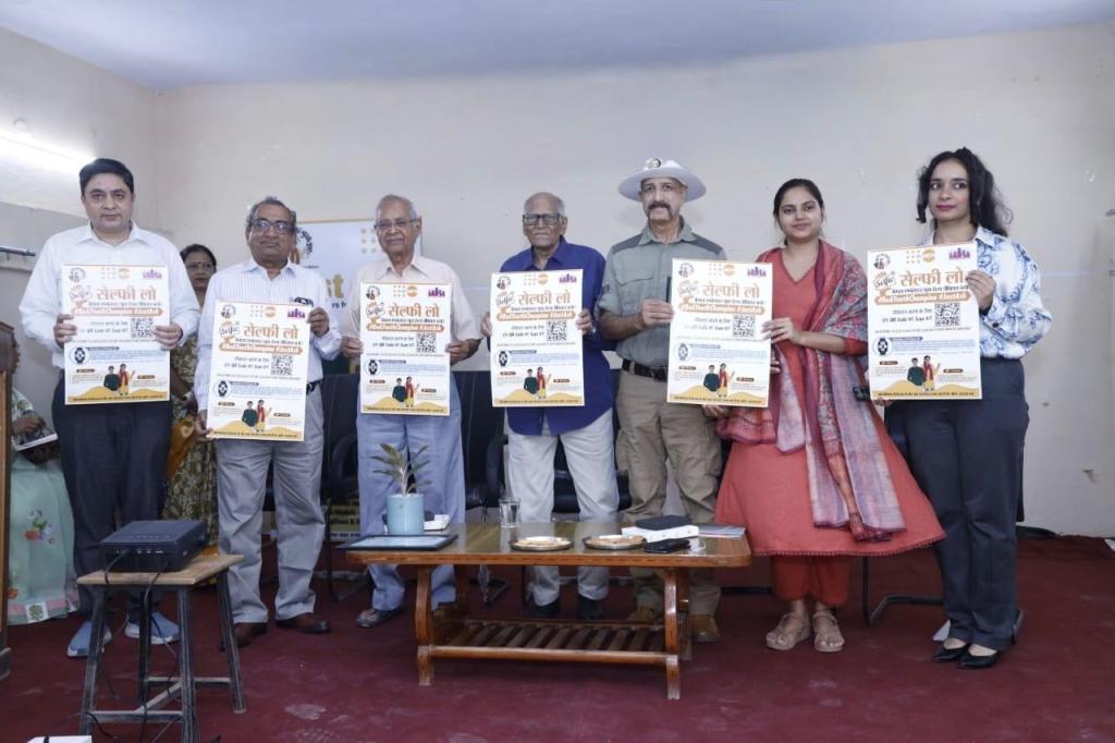 Jaipur, September 24: Lok Samvad Sansthan and Cecoedecon, in collaboration with UNFPA, organized the "Just Ask! Khul Ke Pucho" campaign at Vedik PG College, Mansarovar, Jaipur. The initiative aims to promote awareness and advocacy on youth health-related issues through a chatbot.